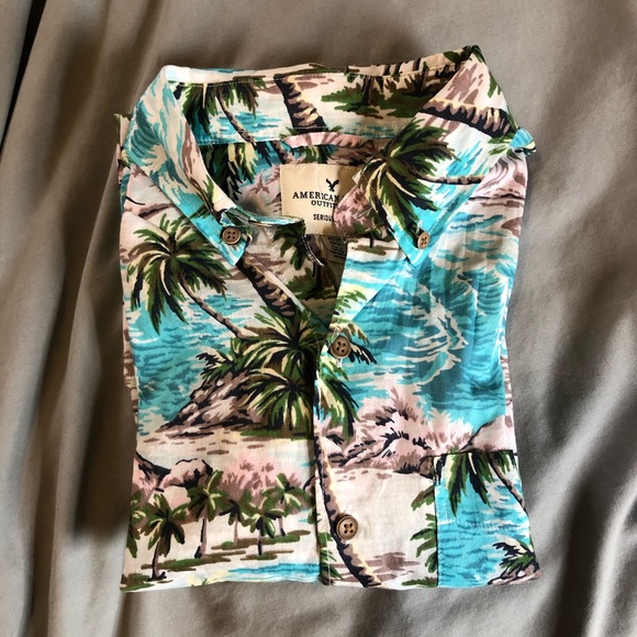 American Eagle Seriously Soft Tropical Palm Shirt - Picture 4 of 4